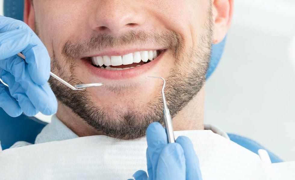 مدة زراعة الأسنان بعد الخلع